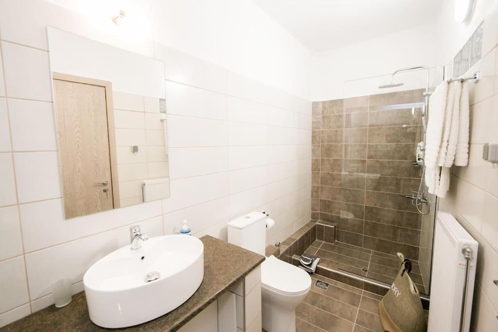 *Magnifique* New House - Full Comfort! Volos Ngoại thất bức ảnh